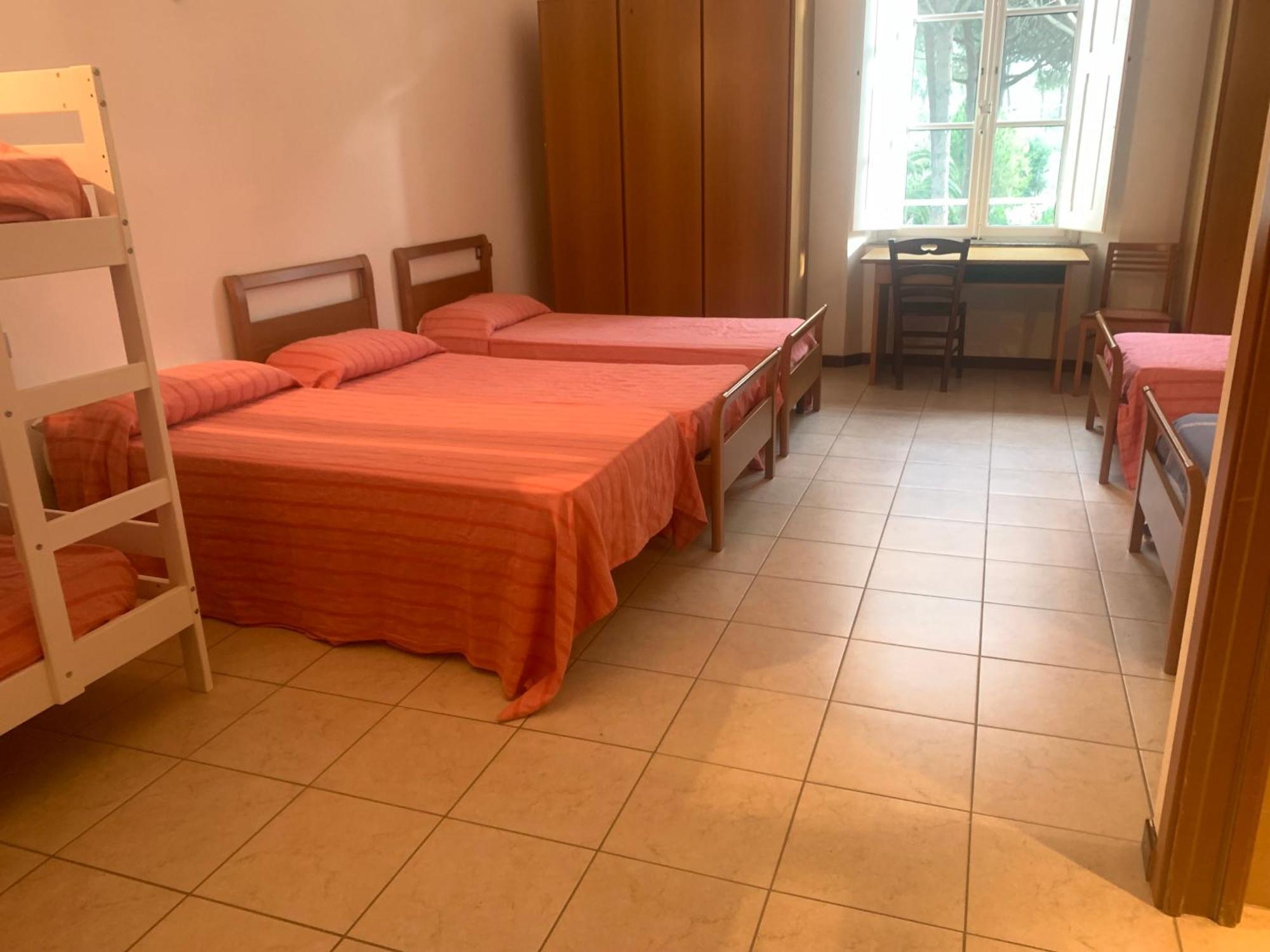 San Giuseppe Casa Per Ferie Ξενοδοχείο Quercianella Δωμάτιο φωτογραφία